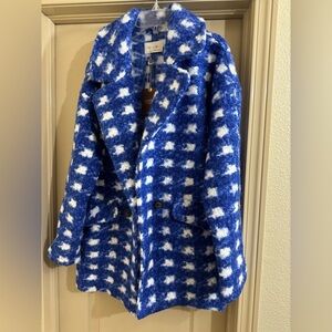 NWT Active USA Stylish Blue and White Fluffy Jacket